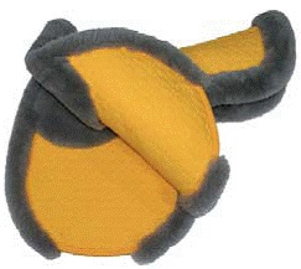 Mattes Satteldecke Lammfellkissen Vollrand